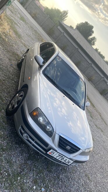 аренда авто хундай: Hyundai Elantra: 2004 г., 1.6 л, Механика, Бензин, Седан