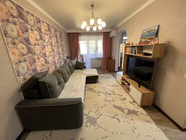 квартиры по суточно мкр: 3 комнаты, 52 м², Хрущевка, 3 этаж, Евроремонт