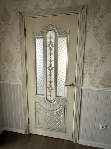 ковровые дорожки распродажа: Продаём двери (10 штук). Все разом (комплектом). Белые, новые