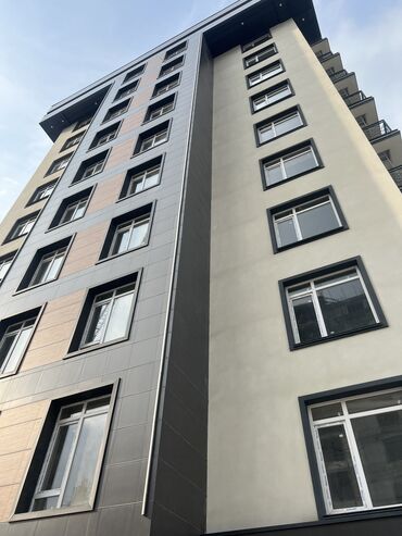 испанский дом 7 мкр: 2 бөлмө, 72 кв. м, Элитка, 7 кабат, ПСО (өзү оңдоп түзөтүп бүтүү үчүн)