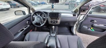 Nissan: Nissan Tiida: 1.8 l | 2007 il Hetçbek — 13