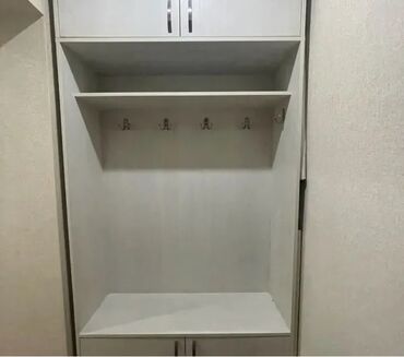 аренда квартир на долгий срок подселение: 1 бөлмө, Риелтор, Чогуу жашоосу жок, Жарым -жартылай эмереги бар