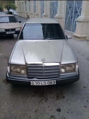 mersedes 4 göz: Mercedes-Benz E 230: 2.3 л | 1990 г. Седан