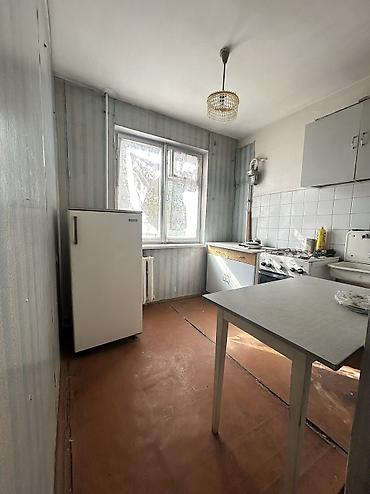 аренда квартир 7 мкр: 1 комната, 33 м², 7 мкр 104 серия, 3 этаж, Требуется ремонт — 9