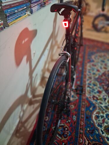 трехколесный велосипед для взрослых бишкек: İşlənmiş Şose velosipedi Giant, 29", sürətlərin sayı: 27, Ünvandan götürmə