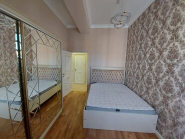 Uzunmüddətli kirayə mənzillər: Sumqayıt şəhərindəBulvarda Kristal 2də 10mərtəbəli binanın 6cı — 7