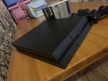naruto: Игровая консоль (Цена без учета игр) Sony PlayStation 4 Fat (чёрная — 5