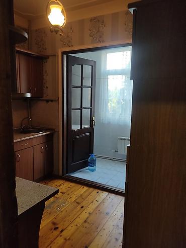 platin satışı: Kohne tikili binada 9/3 2 otaql menzil kirayye verilir uzun — 9