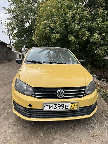 Volkswagen Polo: 2016 г., Механика, Бензин, Седан