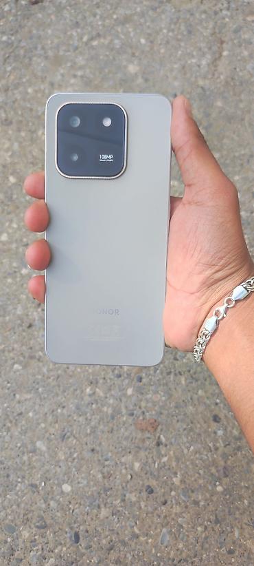 telefon bakı: Honor 256 GB, rəng - Gümüşü, Sensor — 1