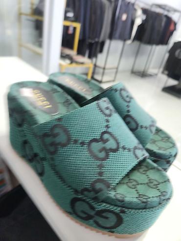 Кроссовки и спортивная обувь: Распродажа фирменных вещей много чего в наличии от 500с почти вся — 7