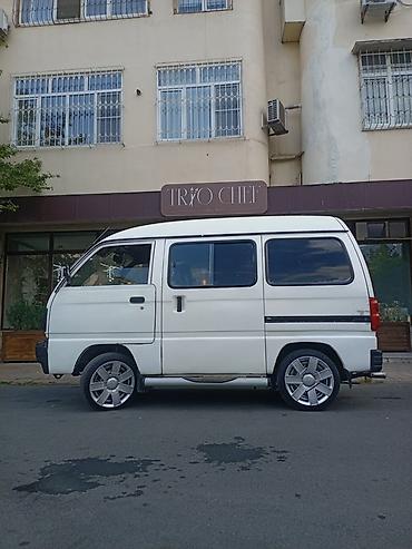 LDV: Kompakt yük-sərnişin mikroavtobusu - Korpus: Ağ rəngli, sürgülü yan — 3