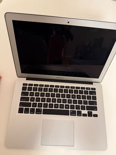 macbook air 13 fiyat: İşlənmiş Apple MacBook, 13.1 ", Intel Core i5, 128 GB, Ünvandan götürmə