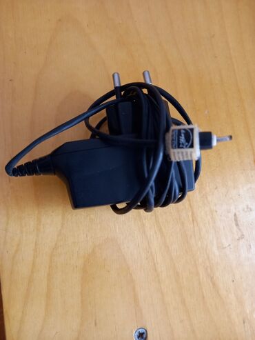 nokia 7380: Adapter Nokia, 5 Vt, Yeni