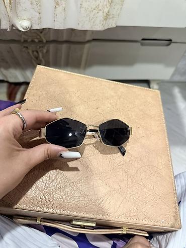Eynəklər: Qızılı çərçivəli unisex gün eynəyi - Forma: çoxbucaqlı (oktaqon) — 2