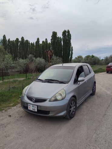 Honda: Honda Jazz: 2005 г., 1.3 л, Вариатор, Бензин, Хэтчбэк
