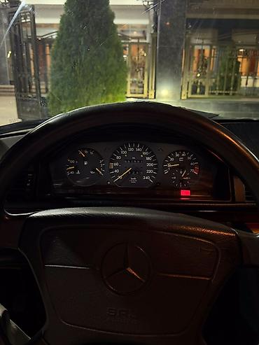 для w124: Mercedes-Benz W124: 1994 г., 2.2 л, Автомат, Бензин, Седан — 5