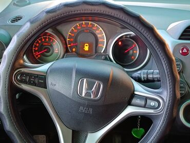 ролики на хонда фит: Honda Jazz: 2009 г., Хэтчбэк