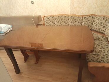 tap az masa ve oturacaqlar: Qonaq masası, İşlənmiş, Açılan