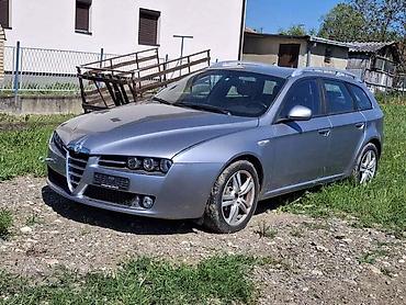 led svetla: POLOVNI DELOVI 1750 TBI ZA ALFA ROMEO 159 | kompletan auto u — 1