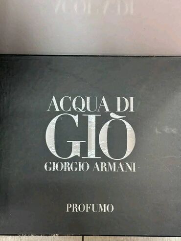 Parfemi: Setovi 
mn — 6