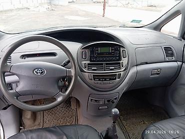 Toyota: Toyota Previa: 2003 г., 2 л, Механика, Дизель, Минивэн — 5