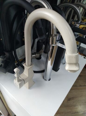 поддон для душа в баку: Mətbəx üçün dekorativ kran - Material: daş effektli, krem rəngli