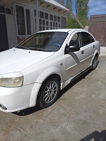 машина лонос: Chevrolet Lacetti: 2003 г., 1.6 л, Автомат, Бензин, Седан — 4