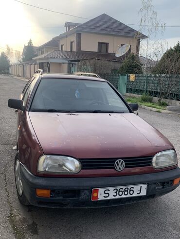 Volkswagen: Volkswagen Golf Variant: 1993 г., 1.8 л, Механика, Бензин