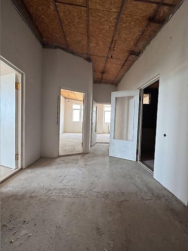 Продажа квартир: 3 комнаты, 140 м² — 6
