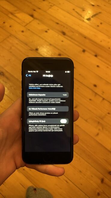 Apple iPhone: IPhone 7, Qara, Barmaq izi — 8