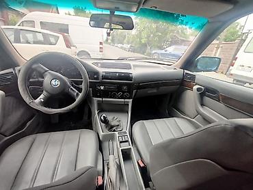 bye e5: BMW 5 series: 1990 г., Седан — 5