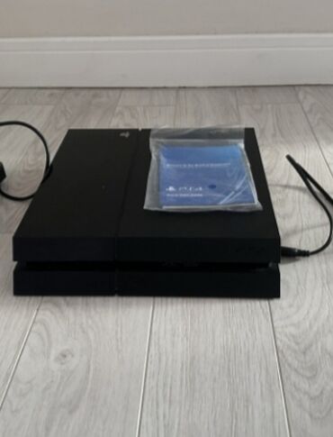 PS4 (Sony PlayStation 4): Сони пс4. 500гб. ПО 11.02. без джойстика. Без торга