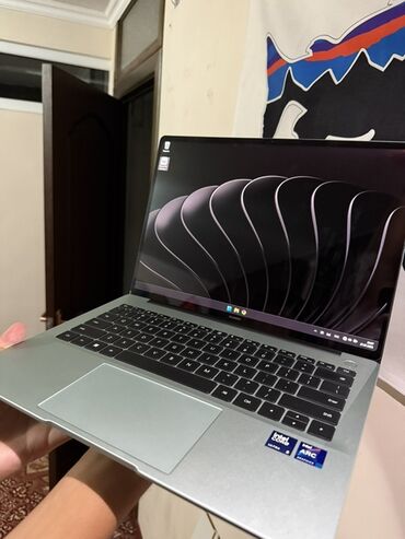 ноутбуки хуавей: Ноутбук, Huawei, 16 ГБ ОЭТ, Intel Core i5, эс тутум SSD