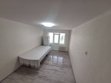 3 комнатная квартира продажа: 3 комнаты, 67 м², 104 серия, 2 этаж, Косметический ремонт