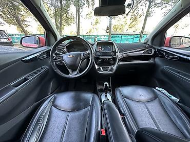 с номерами: Chevrolet Spark: 2017 г., 1 л, Вариатор, Бензин, Хэтчбэк — 10