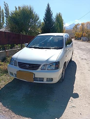 Toyota: Toyota Gaia: 2000 г., 2 л, Автомат, Бензин, Минивэн — 7