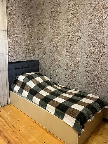 Digər mebel: Tək nəfərlik kravat 1 aydı alınıb 300 manata 150 manata sarılır — 1