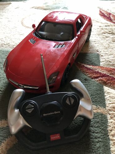 Игрушки: Mercedes Benz SLS AMG Машина на радио управлении RASTAR в хорошем