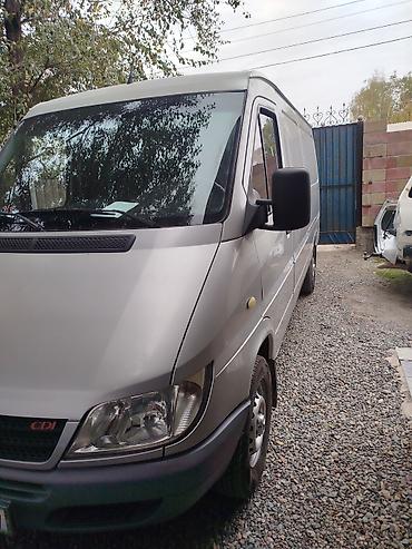 Грузовой фургон 2003 Mercedes-Benz Sprinter CDI216, серебристого at lalafo.kg Грузовой фургон 2003 Mercedes-Benz Sprinter CDI216, серебристого
