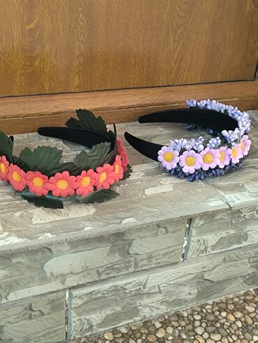 Bilərziklər: Məhsul: Əl işi daş muncuqlu elastik bilərziklər dəsti Təsvir: - Bir — 17