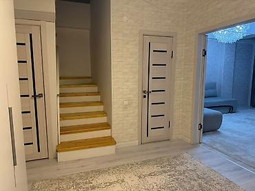green hills: 🏠 Сдаётся 3-комнатная квартира 📍 Рабочий городок, ул. Д. Салырбаева — 9