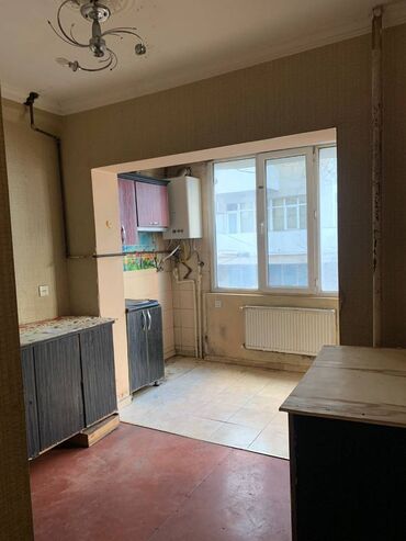 Köhnə tikili: Bakı, 4 otaqlı, Köhnə tikili, m. Qara Qarayev, 110 kv. m — 15