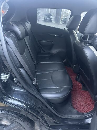 Chevrolet: Chevrolet Spark: 2017 г., 1 л, Вариатор, Бензин, Хэтчбэк — 5