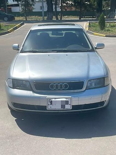 Унаа: Audi A4: 1996 г., 1.6 л, Кол менен иштөөчү, Бензин, Седан — 2