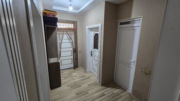 Həyət evləri və villaların satışı: Sabunçu qəs. 3 otaqlı, 100 kv. m, Kredit yoxdur, Orta təmir — 12