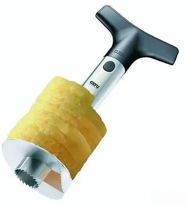 Ostala kuhinjska oprema: Secka i vadilica za ananas – nerđajući čelik - Praktičan kuhinjski — 1