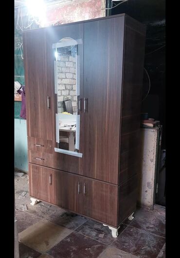 Dolablar: Yeni, Açılan, 3 qapılı Düz dolab, Qarderob, paltar dolabı — 2