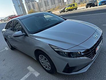mini ev: Hyundai Elantra: 2021 г., 1.6 л, Автомат, Бензин, Седан — 2