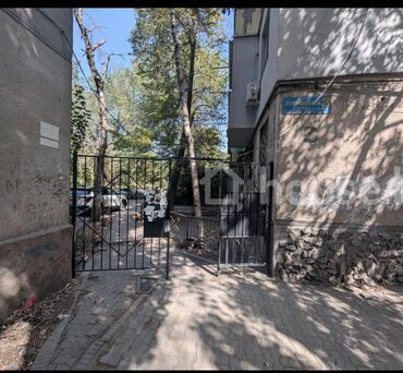 Продажа квартир: 2 комнаты, 51 м², 104 серия, 1 этаж, Косметический ремонт